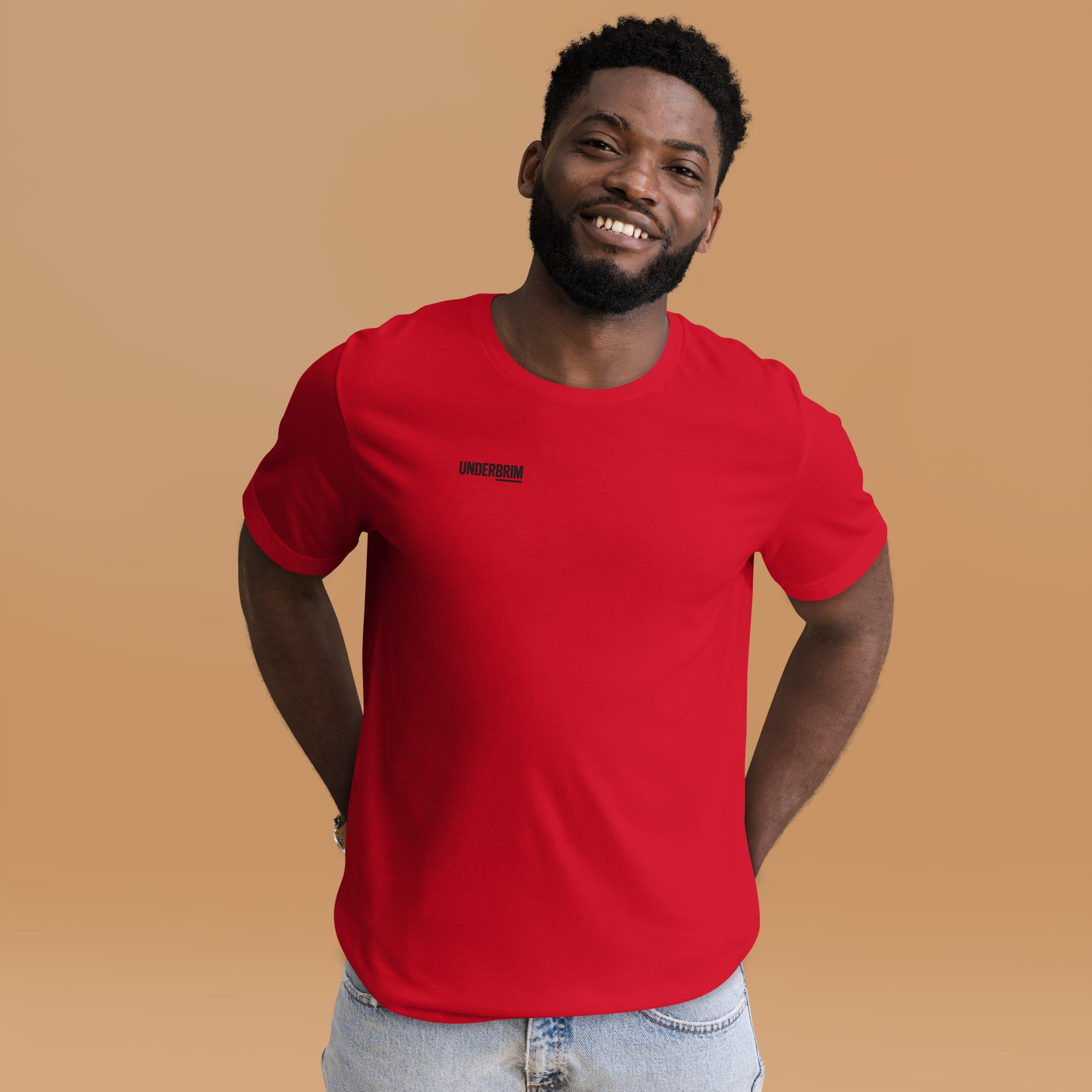 premium Streetwear tee with Underbrim chest logo